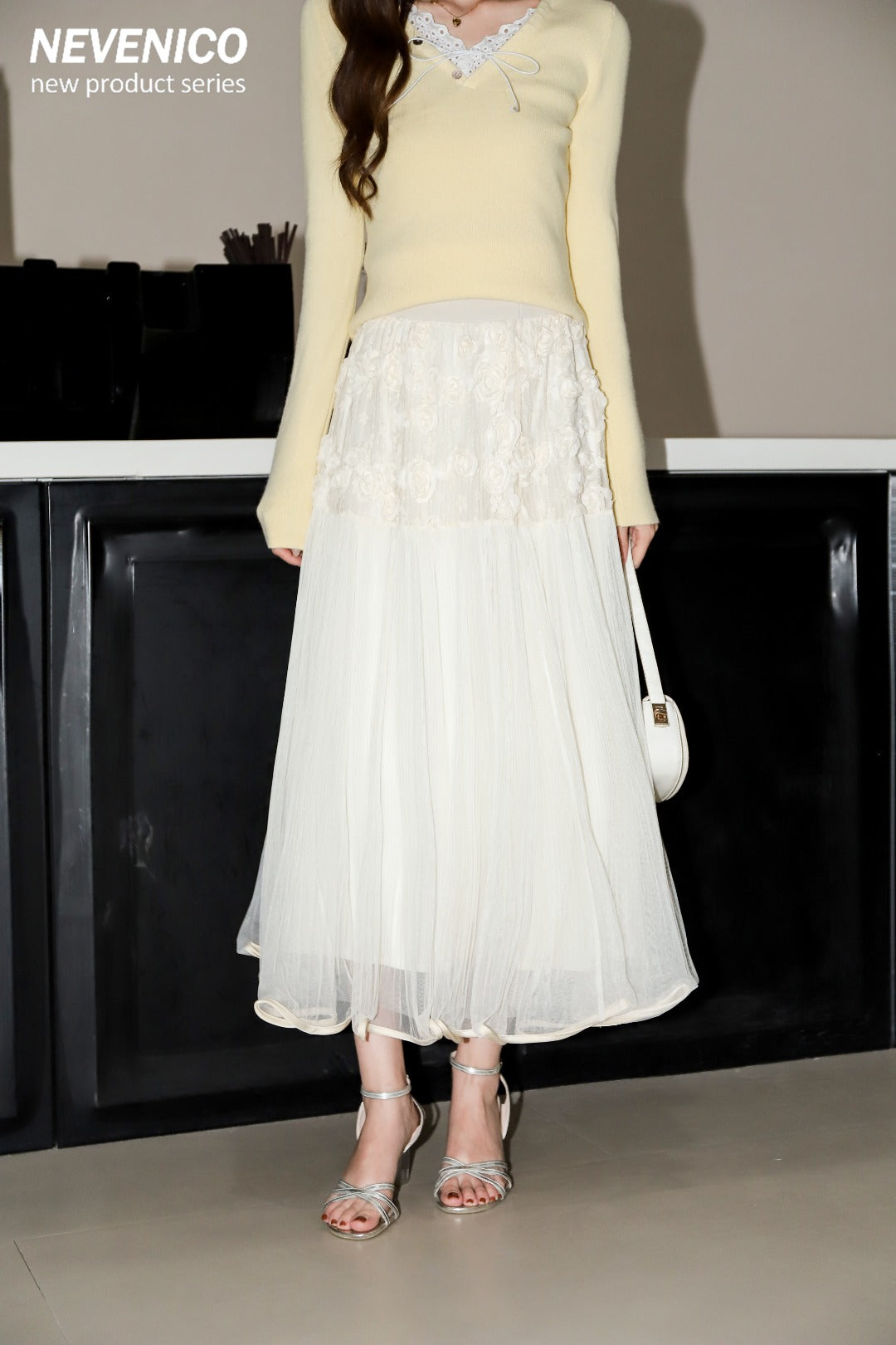 NeveNico SALE NN2501013  Floral Mesh Pleated Skirt