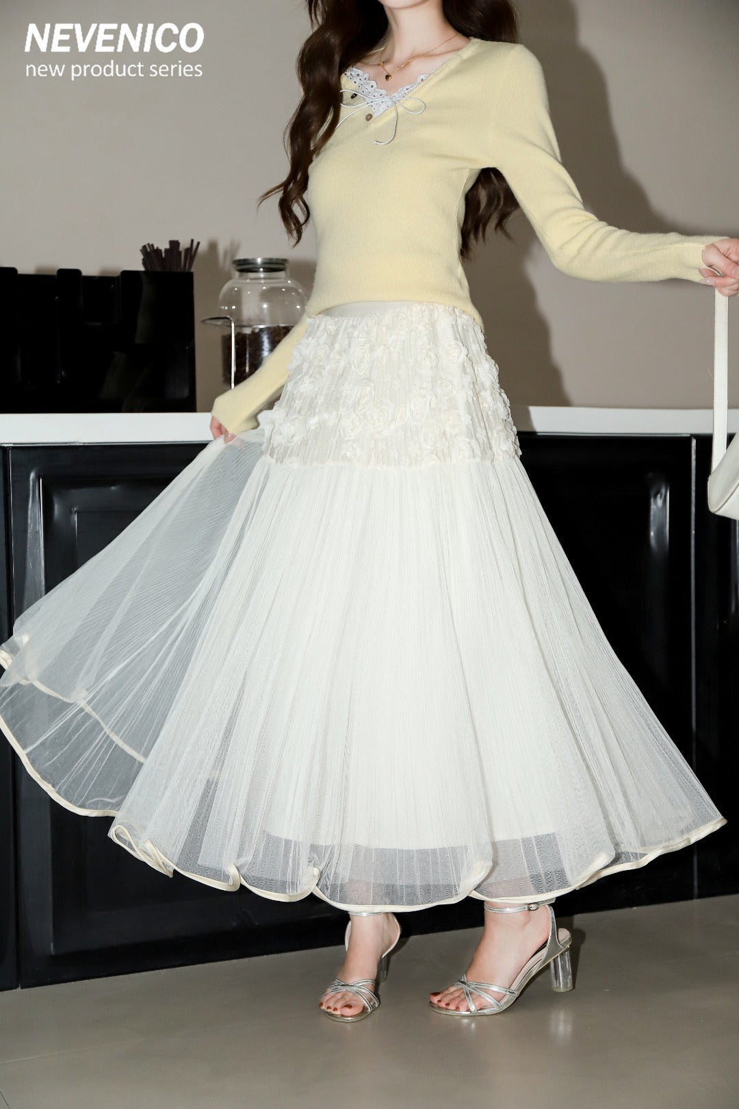 NeveNico SALE NN2501013  Floral Mesh Pleated Skirt