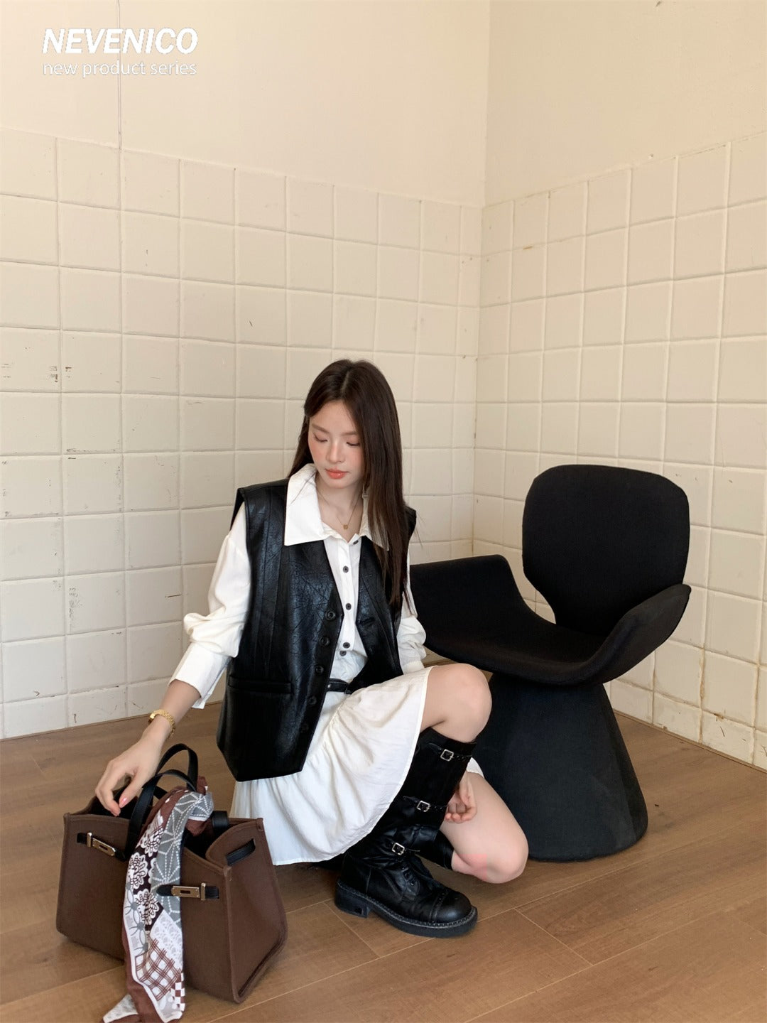 NeveNico SALE NN2509016 Faux Leather Button Vest