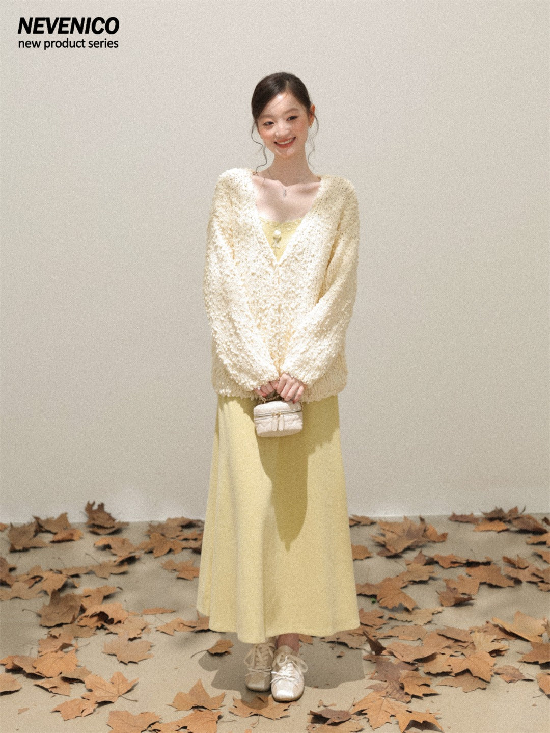 NeveNico SALE NN2510018 Chunky Hand-Crochet Cardigan