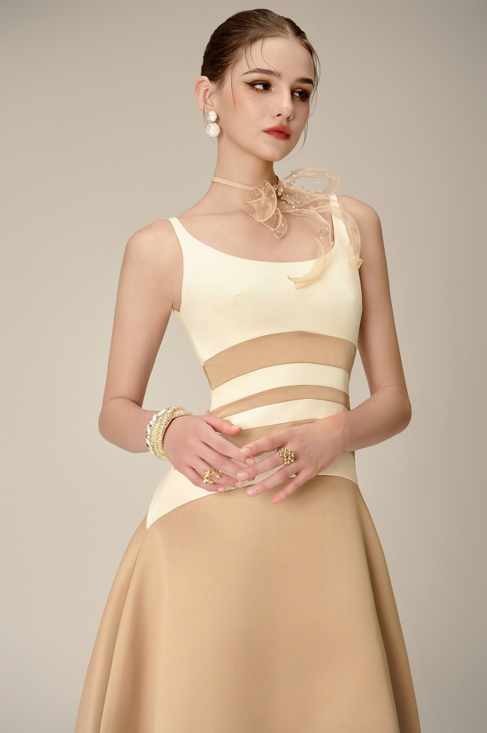 Nhat VY ORLA DRESS