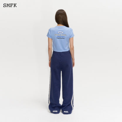 SMFK Model Skinny Tee