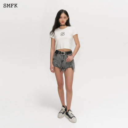 SMFK Model Skinny Tee