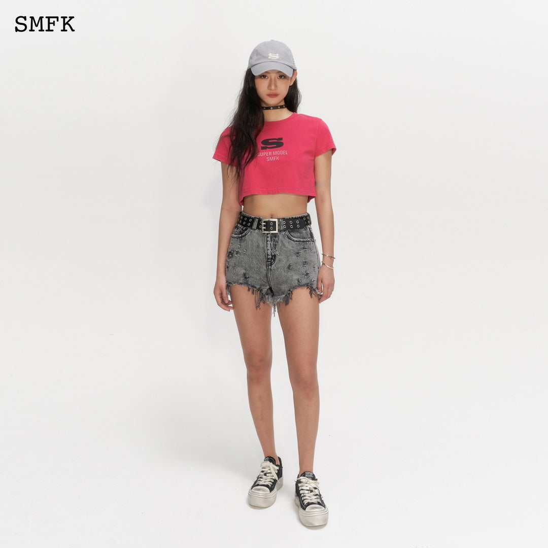 SMFK Model Skinny Tee