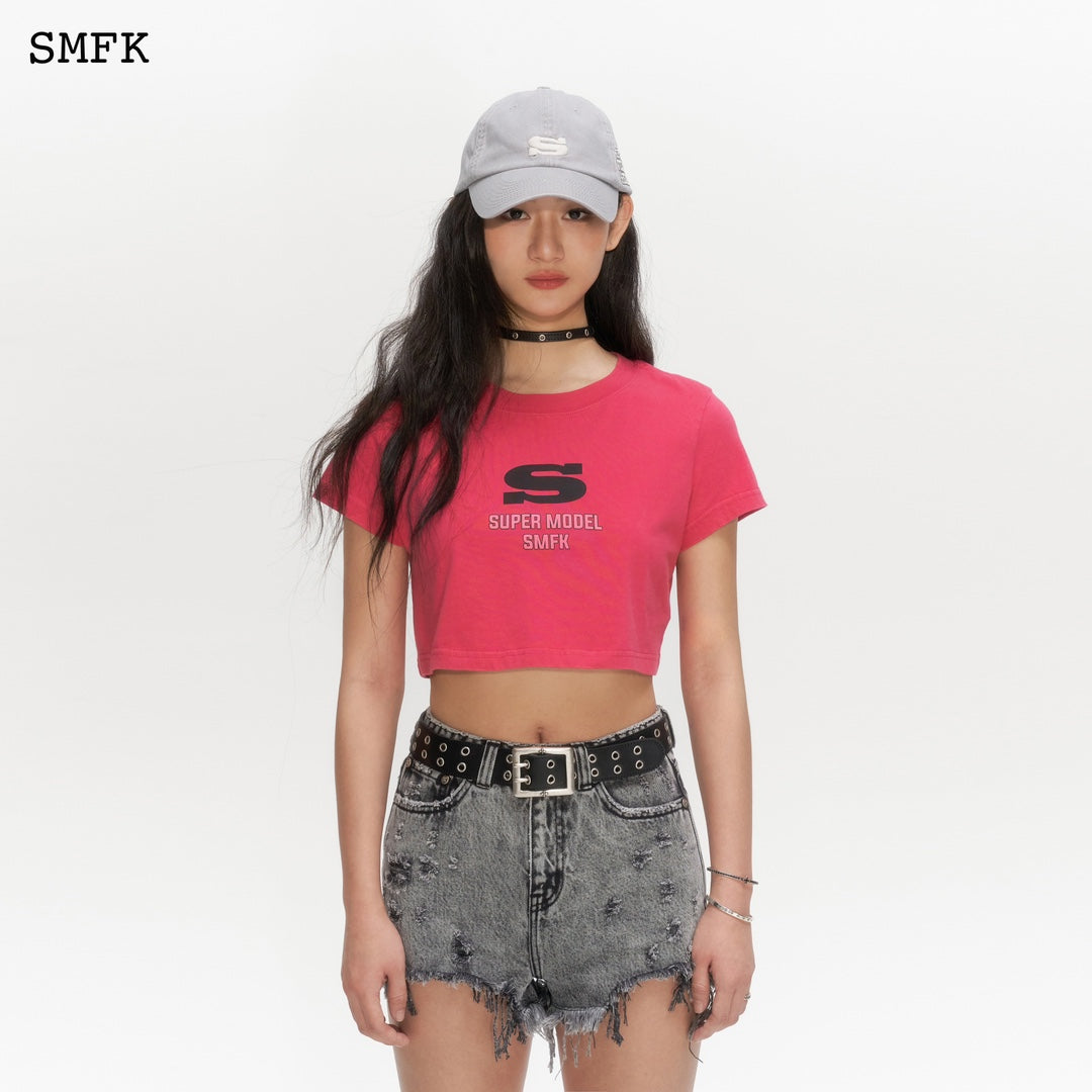 SMFK Model Skinny Tee