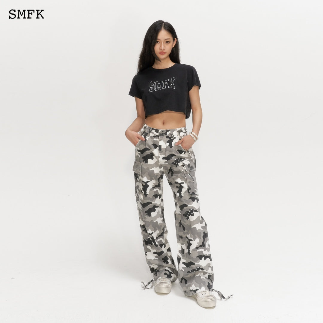 SMFK Model Short Tee